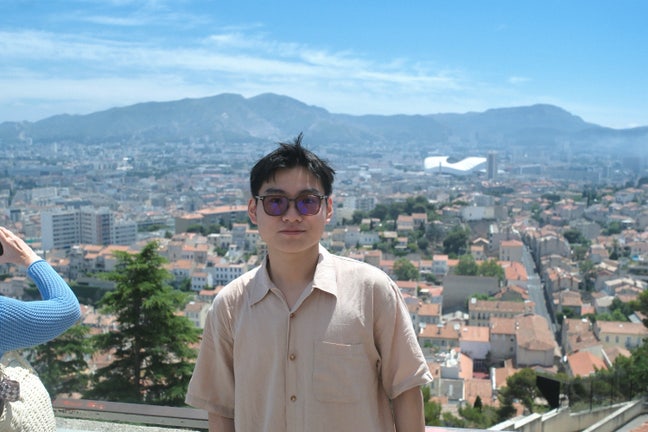 22 year old Male seeks a single or double room Main Photo