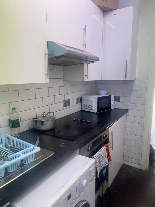 Nice Double Room in shared House Main Photo