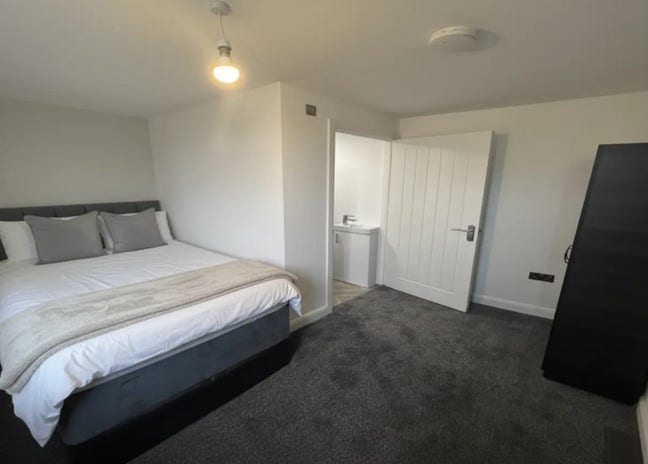 Brand New Fully Furnished Double Rooms available Main Photo