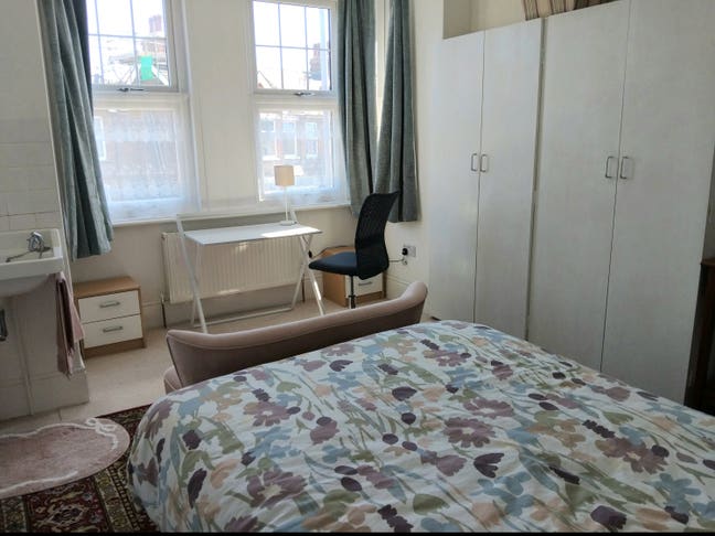 Double Room Available from 06/08/26 Main Photo