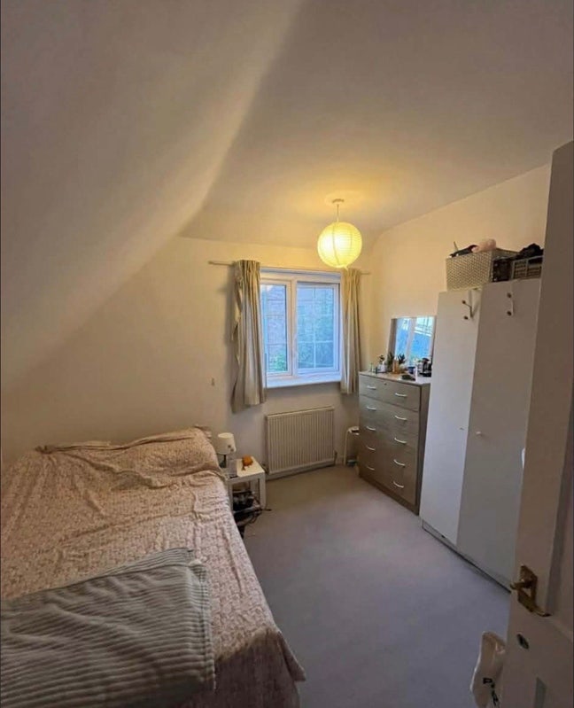 Double Room in Tooting Bec Main Photo