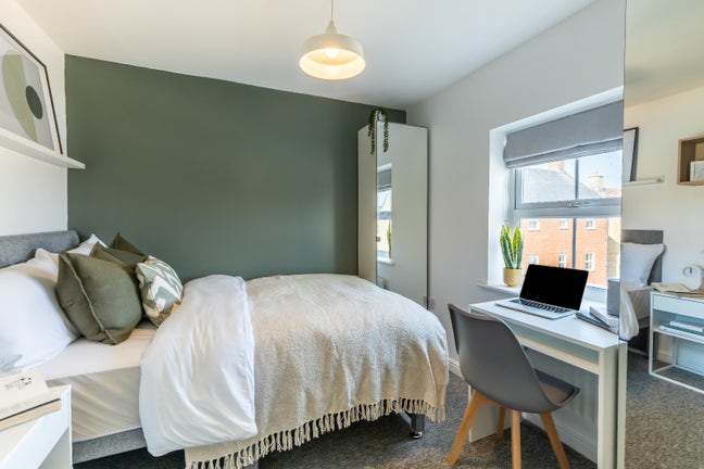 Cosy Double Room, All bills included!  Main Photo