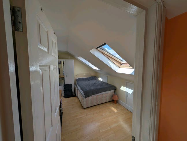 Studio Ilford &pound;850 Main Photo