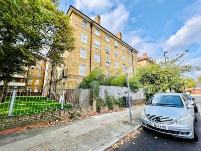  2 Bedroom Flat in Bethnal Green Main Photo