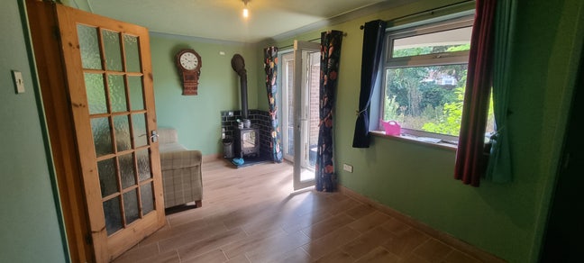 Large garden studio, bills incl., central location Main Photo
