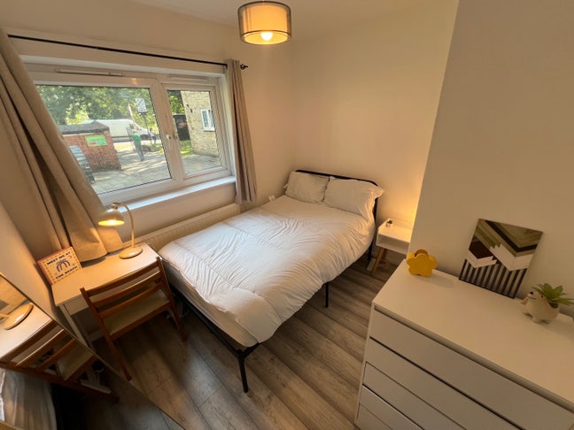 Beautiful room in north london - finsbury park Main Photo