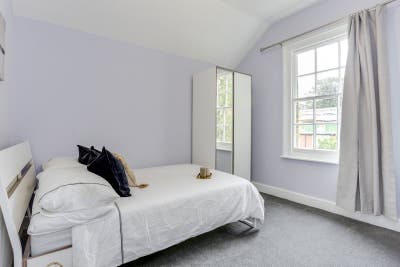 Newly painted home, new furniture.  Professionals Main Photo