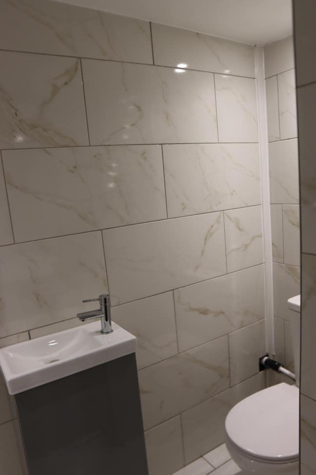 Modern En-suite Rooms | Chattam  Main Photo