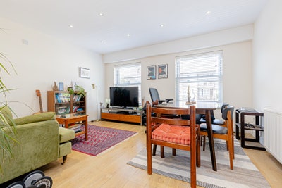 Stunning duplex 1 double bedroom top floor flat Main Photo