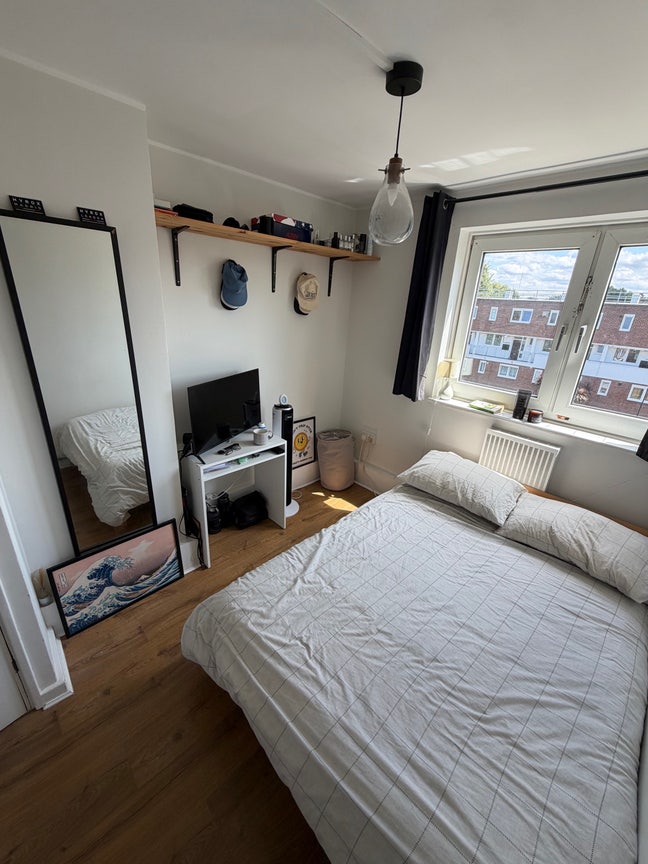 Short Term Let Available - Late Notice Main Photo