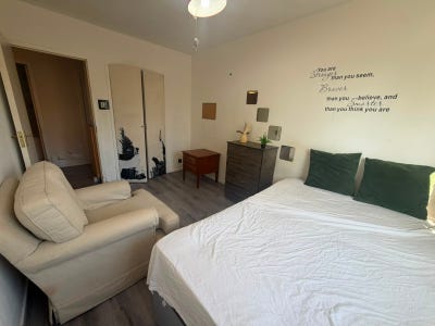 Spacious Rooms in Zone 2 (4Hh) Main Photo