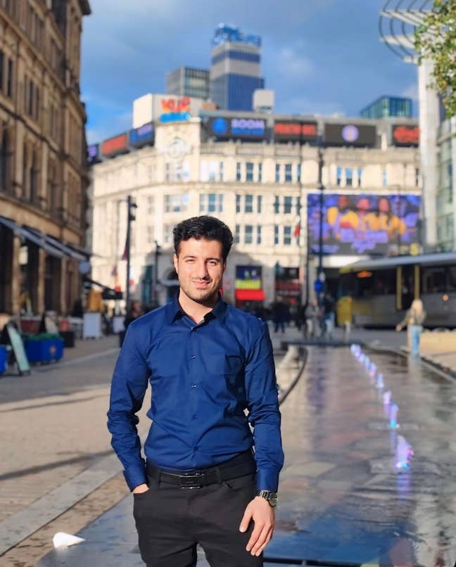Professional Male seeks a single or double room Main Photo