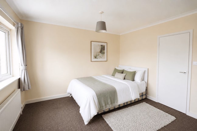 Luxurious Double ROOMS near fishponds  Main Photo