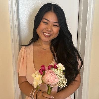 27yo Professional Looking for Flatshare  Main Photo