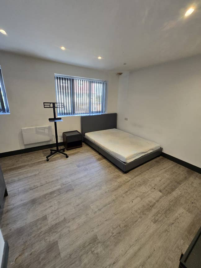 🏡 Studio to Let – Sipson Road, UB7 0HU Main Photo