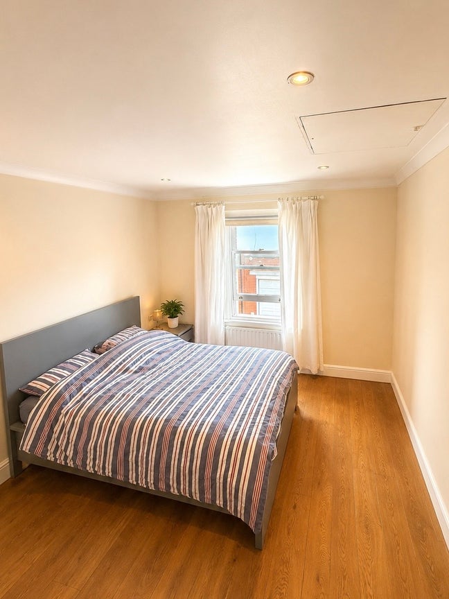 Double bedroom 3 mins from Clapham Junction Main Photo