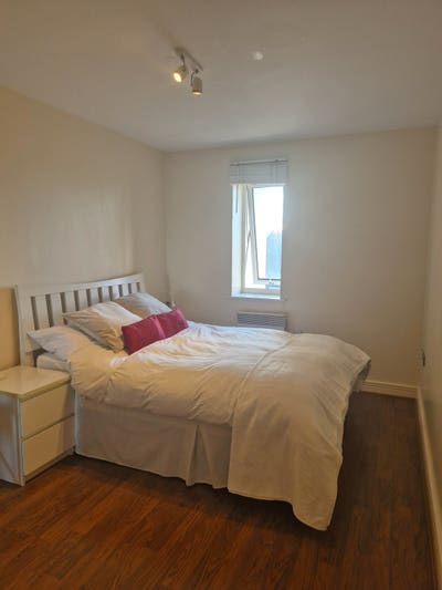 Beautiful Double Room-Female Preferred Main Photo