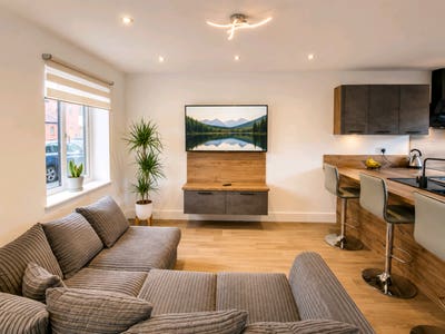 Modern house available to rent  Main Photo
