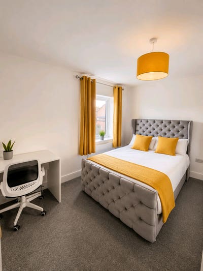 High-spec double room available  Main Photo