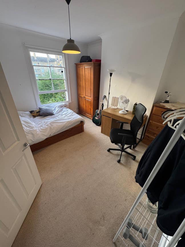 Spacious Room in Holloway with BIG Terrace  Main Photo