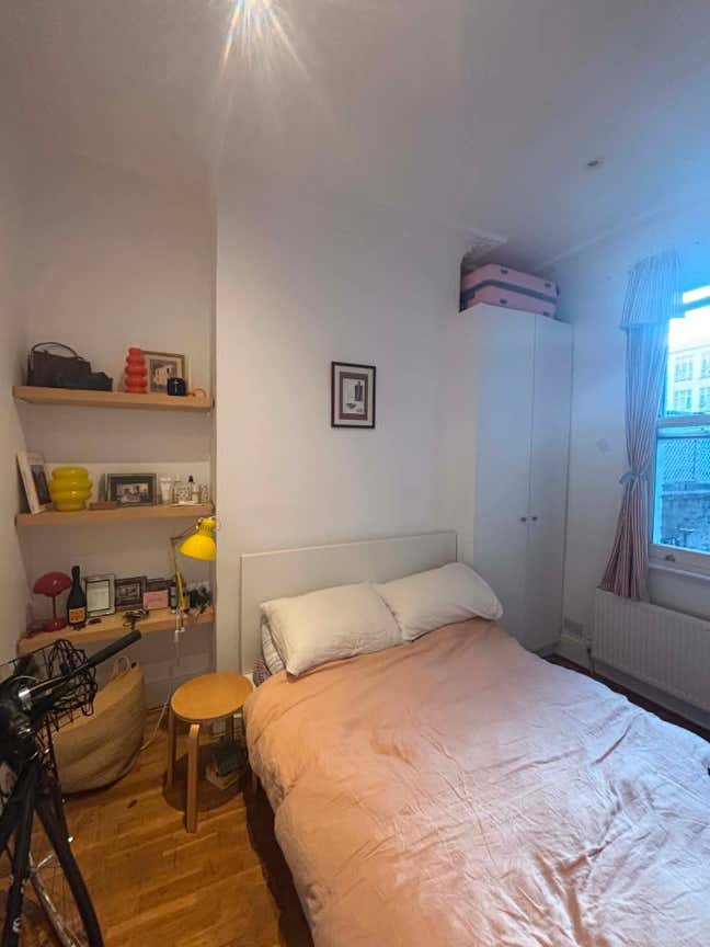Sunny double room in Archway with garden! Main Photo