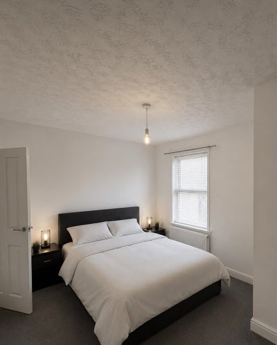 Double room -5 min Distance to Medway hospital  Main Photo