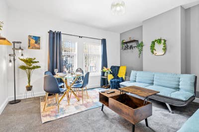 - Stunning 1 Bed Apartment in Birmingham  Main Photo