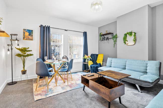  - Stunning 1 Bed Apartment in Birmingham  Main Photo