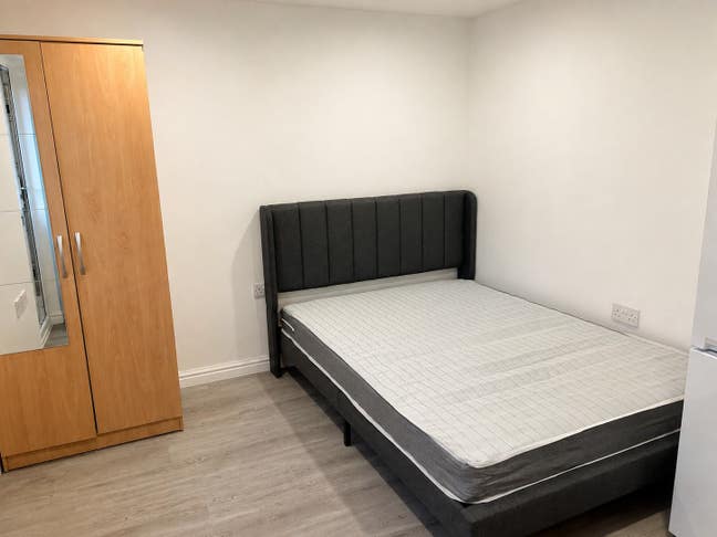 🏡 Modern Studio Apartments – Bills Included, NW10 Main Photo