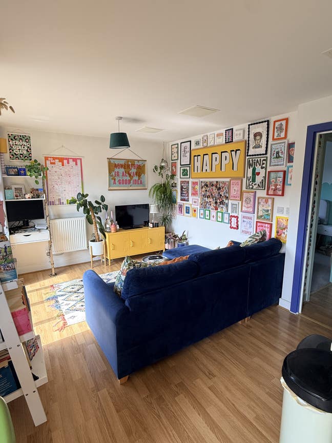  1-Bed Flat with Balcony - Available for 1 month Main Photo