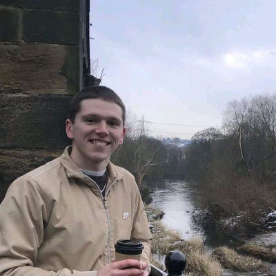 Professional Male seeks a double room Main Photo