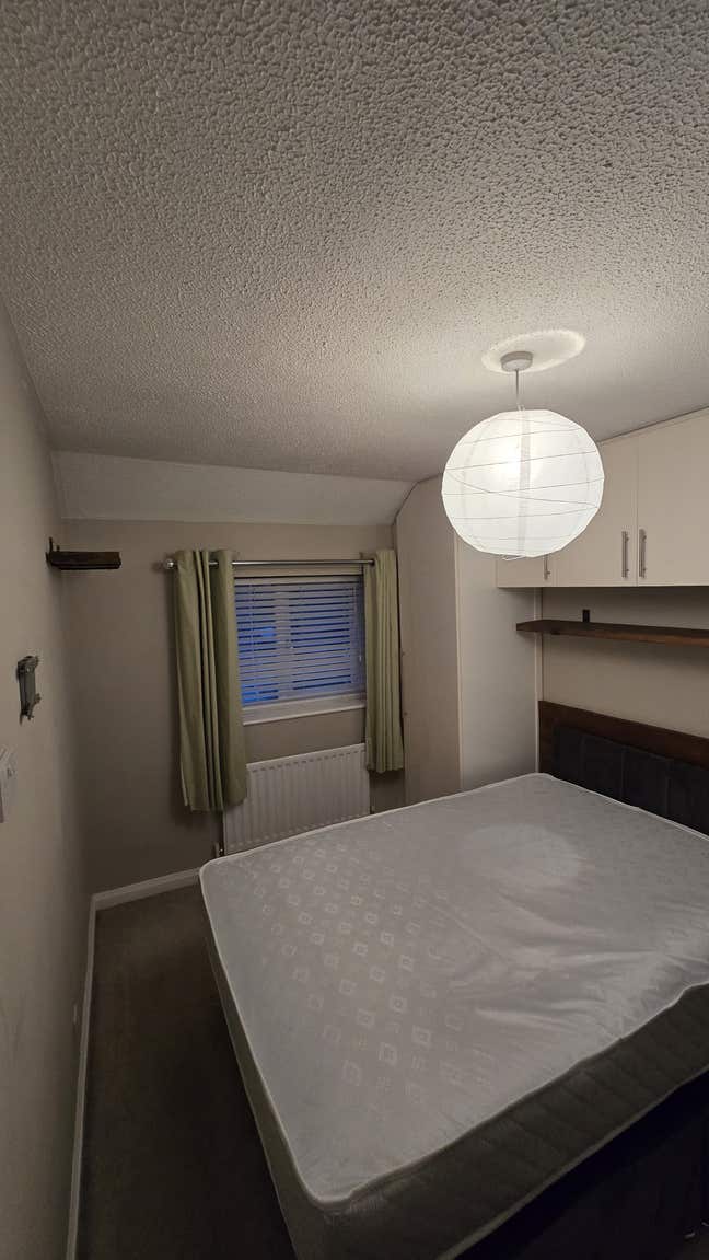 🏡 Double Room Available – Burnham-on-Sea (TA8)  A Main Photo