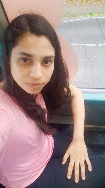 Professional Female seeks a double room Main Photo