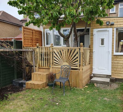 Live-In Landlord – Bright Double & Box Room Main Photo