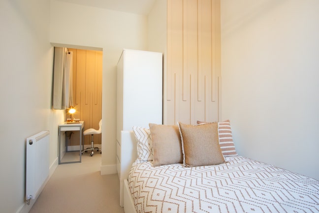  Double Room Available | 224 Fishponds Rd Main Photo