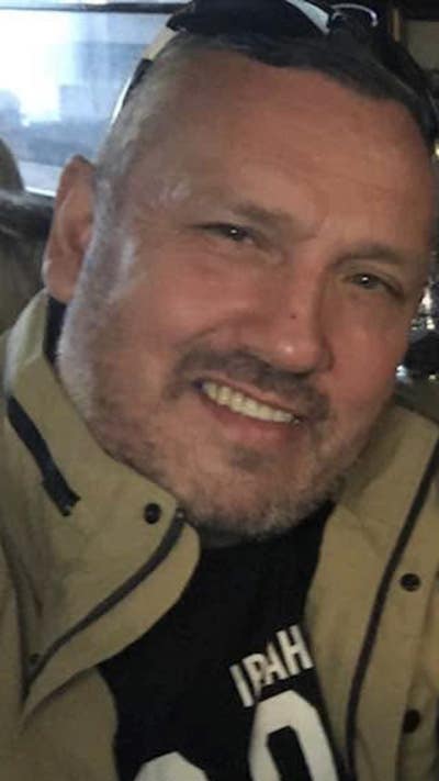 Professional Male seeks a double room Main Photo