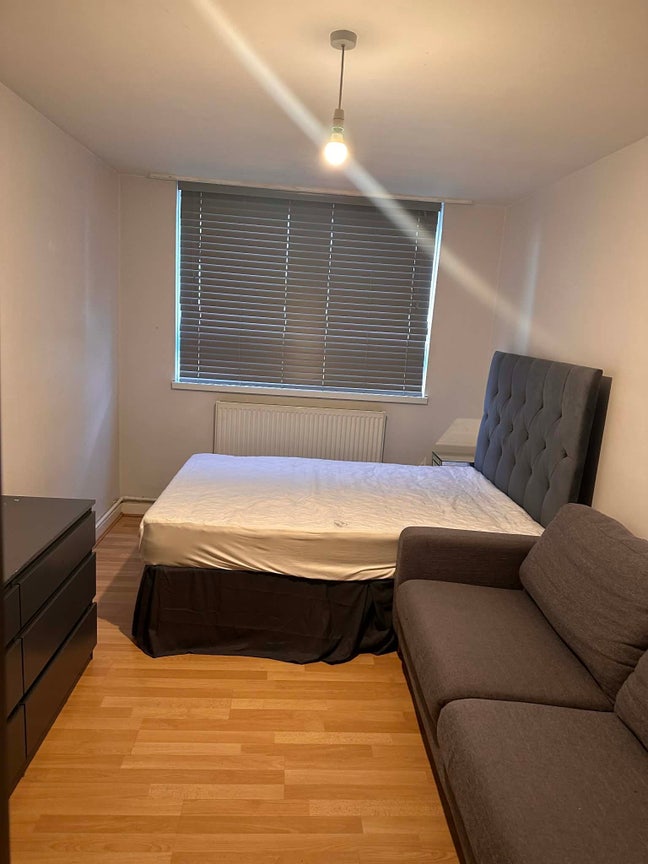 🏡 Double Room Available – East London (Zone 3) Main Photo