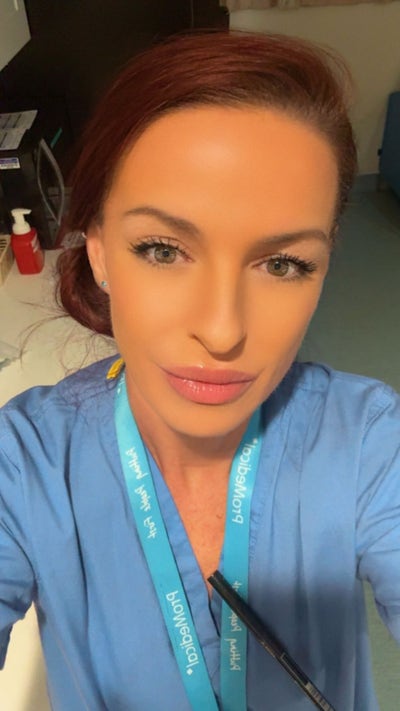 Professional Female seeks a single or double room Main Photo
