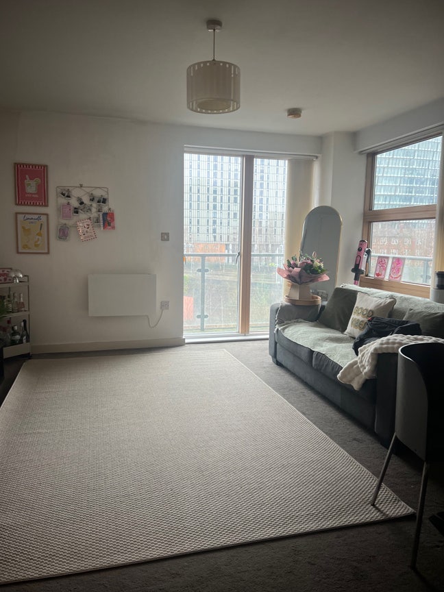 1 Bed & Bath Mcr City Centre 🌻 Main Photo