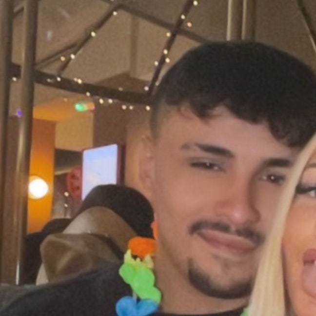 Looking for house share/fat Main Photo