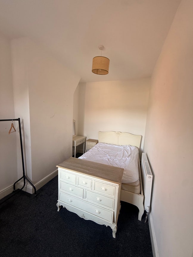 Double Room &pound;600 Bills Incl Main Photo