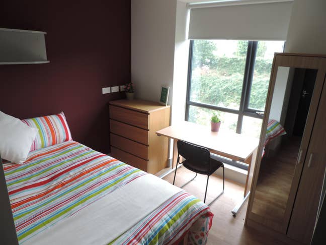 En-Suite Rooms in Green Street, Gillingham Main Photo