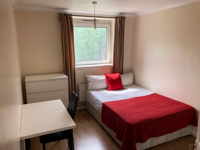 Nice Double Bedroom- Bermondsey/ London Bridge Main Photo