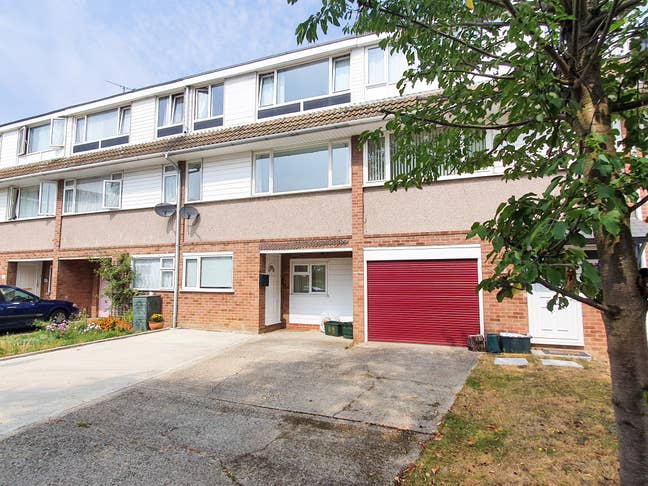 Double Room Available - St. Fabians Drive Main Photo