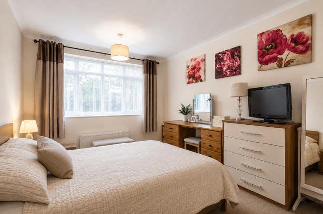 Ground Floor Flat | Zero Deposit Option Available Main Photo