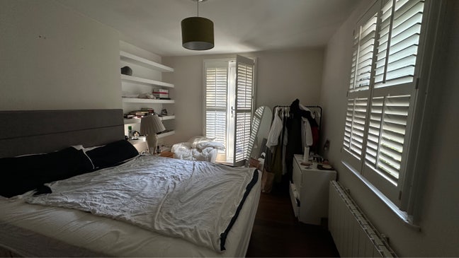 Precious flat looking for a flatmate! Main Photo