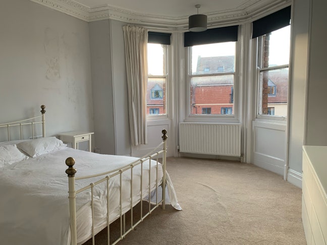 Double Room City Centre Near the Hive Library  Main Photo