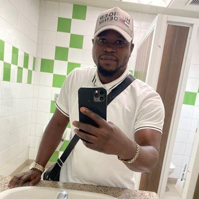 Student Male seeks a single or double room Main Photo