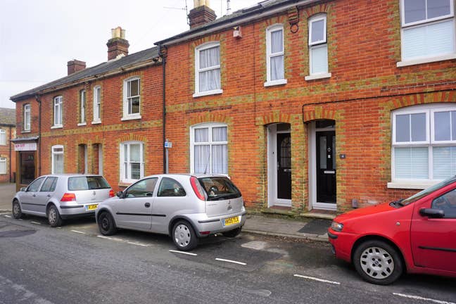 Three Double Rooms Available To Rent Main Photo