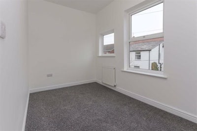 Double Room in 2-Bed House. Cheadle Bill Inc Main Photo